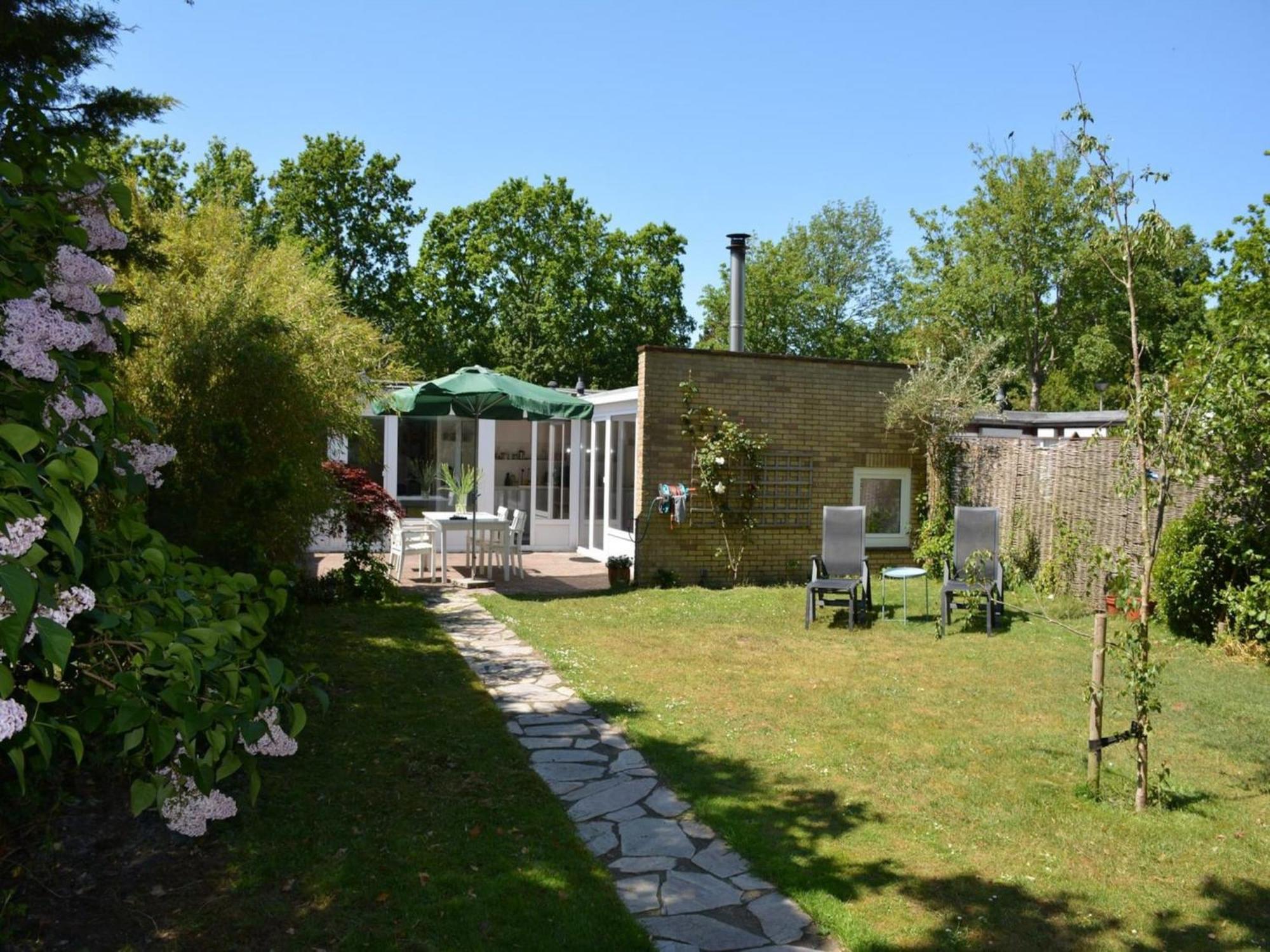 Gorgeous Bungalow For 2Pers At Duinland Sint Maartensvlotbrug エクステリア 写真