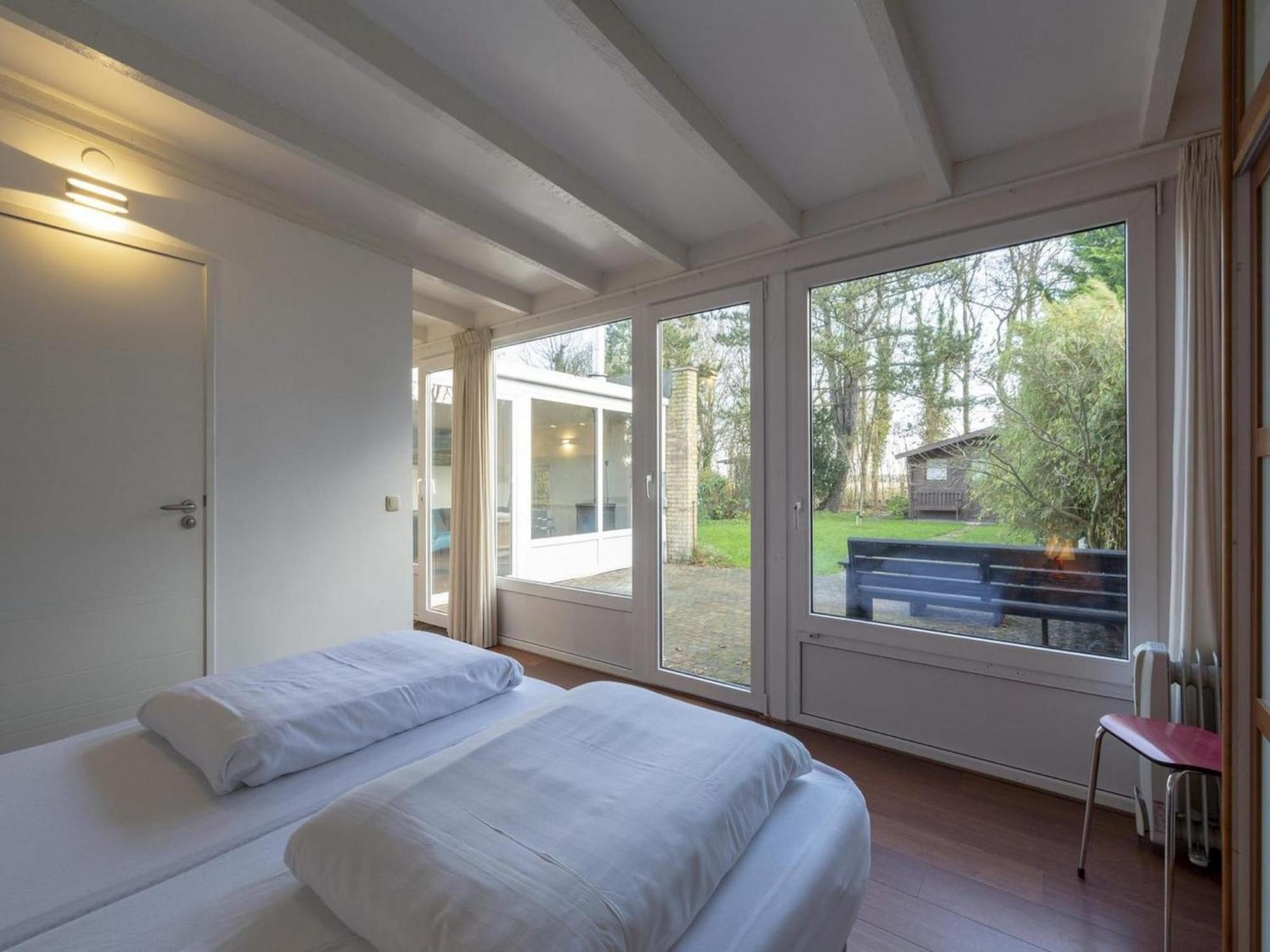 Gorgeous Bungalow For 2Pers At Duinland Sint Maartensvlotbrug エクステリア 写真